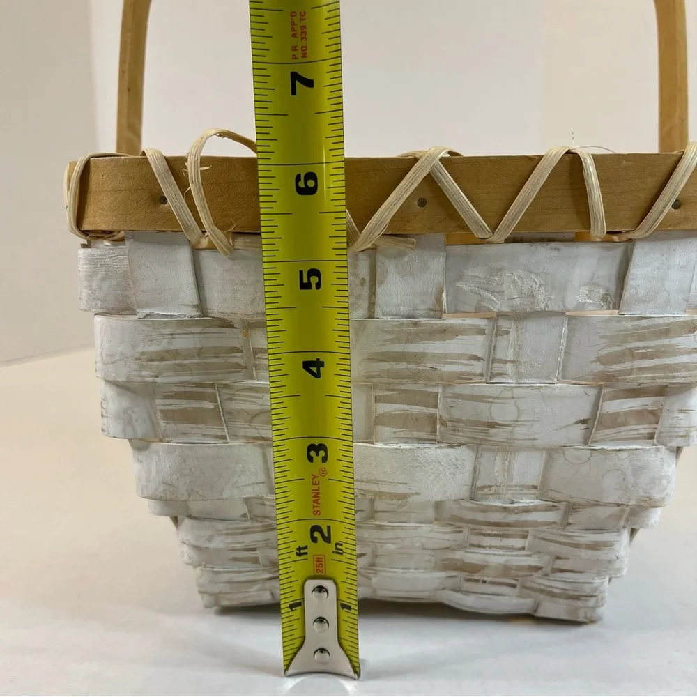 White, Cream, Tan Basket with Moveable Handle